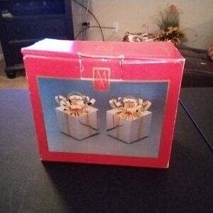 Candleholder Gift Wrap Design Boxed